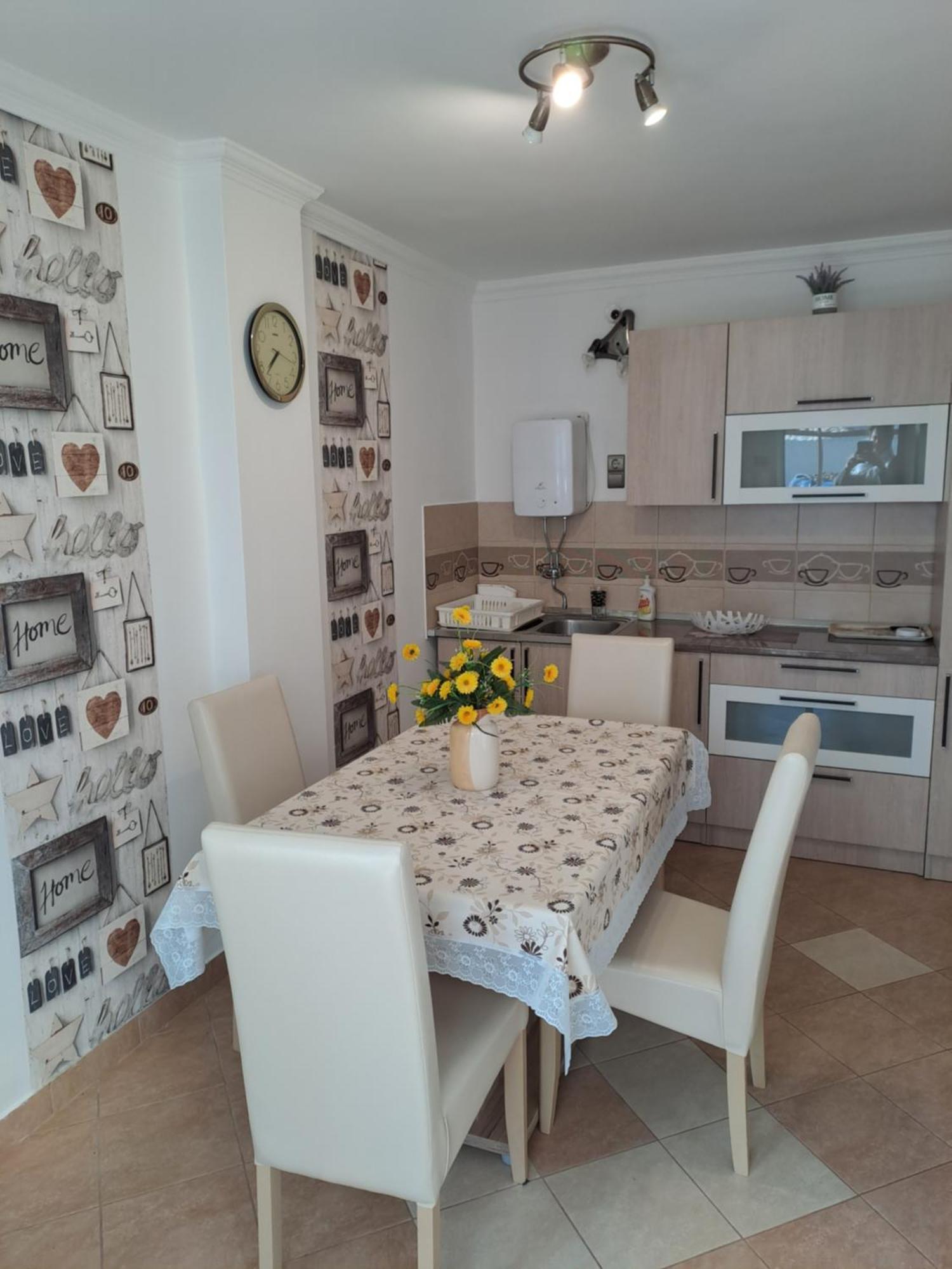 Katarina Apartman Hajdúszoboszló Екстериор снимка